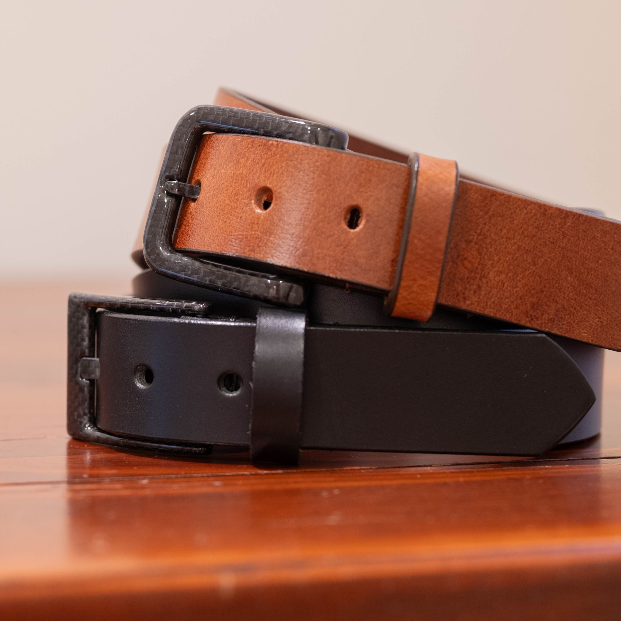 nickel free titanium dress belt buckle modern black The 007 Belt Set by Nickel Smart 44 inch / Black and Brown / Carbon Fiber/Leather